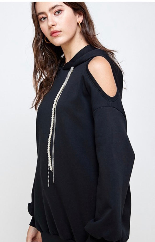 Shoulderless hoodie best sale